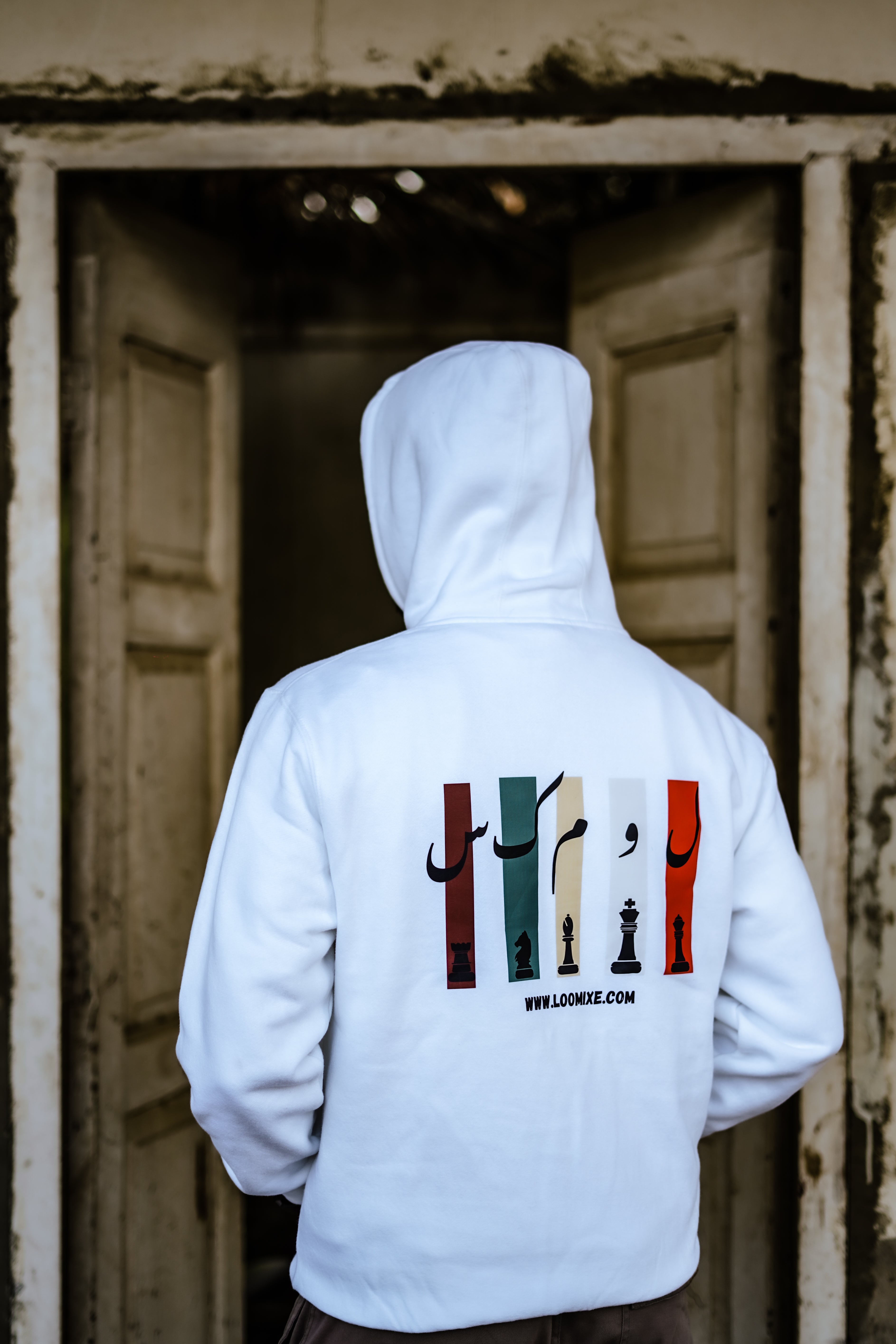 Loomixe Signature White Hoodie – Minimal, Modern & Bold